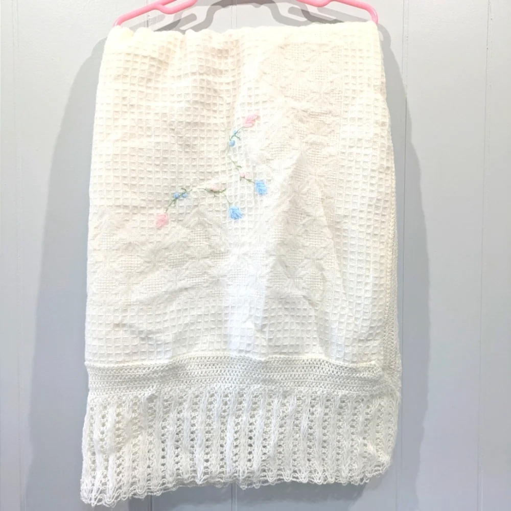 Vintage Waffle‎ Knit Baby Blanket Delicate Soft Lightweight